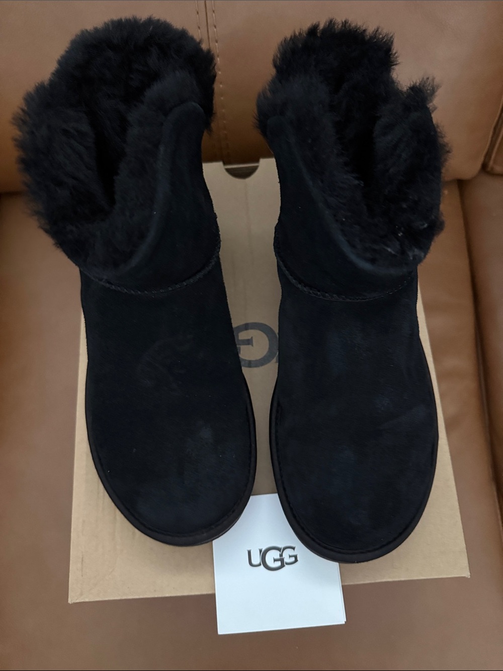 UGG Black Short Shearling Cuff Women's Slippers
